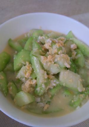 Foto resep Tumis Oyong Oriental Renyah Bawang Putih