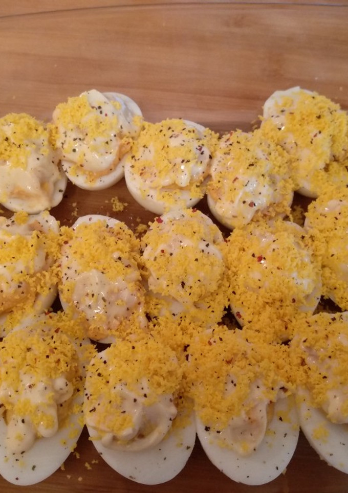 Una foto de Huevos rellenos de atún