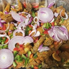 A picture of Grilled Chicken in Pepper Sauce.