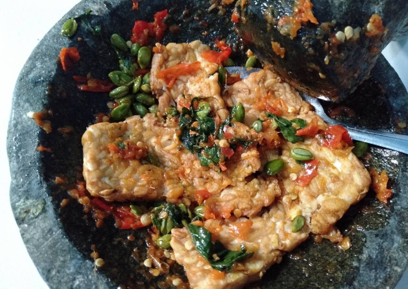 Sambel tempe kemangi