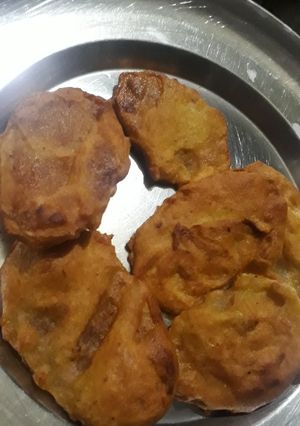 A picture of Potato pakoda.