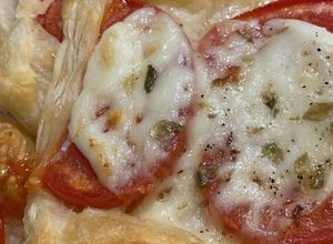 Foto de Folhados de Tomate e Mozzarella