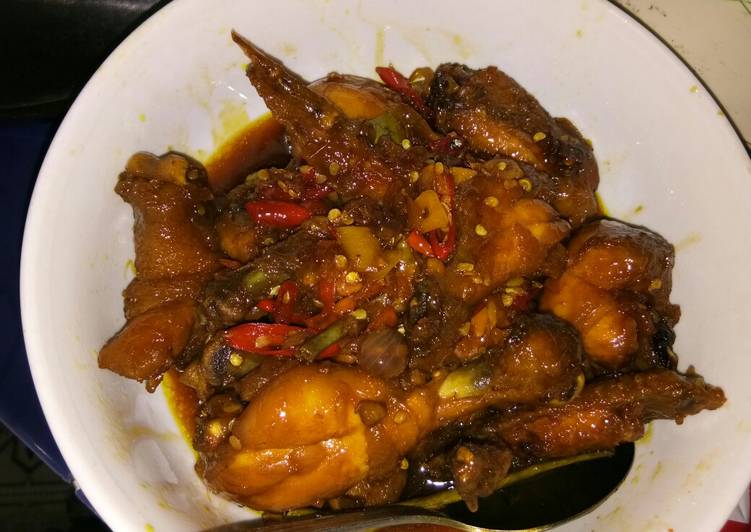 Langkah Mudah untuk Menyiapkan Ayam kecap pedas manis simple๐ yang Menggugah Selera