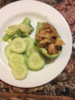 Una foto de Palta rellena con pavo