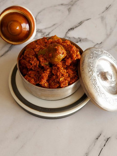 ભરેલા ગુંદા નું અથાણું(bharela gunda nu athanu recipe in Gujara રેસીપી મુખ્ય ફોટો