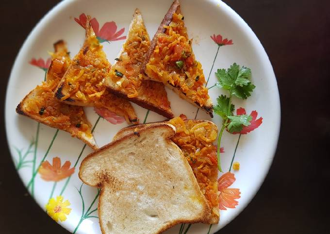 Masala Toast (Bakery style)