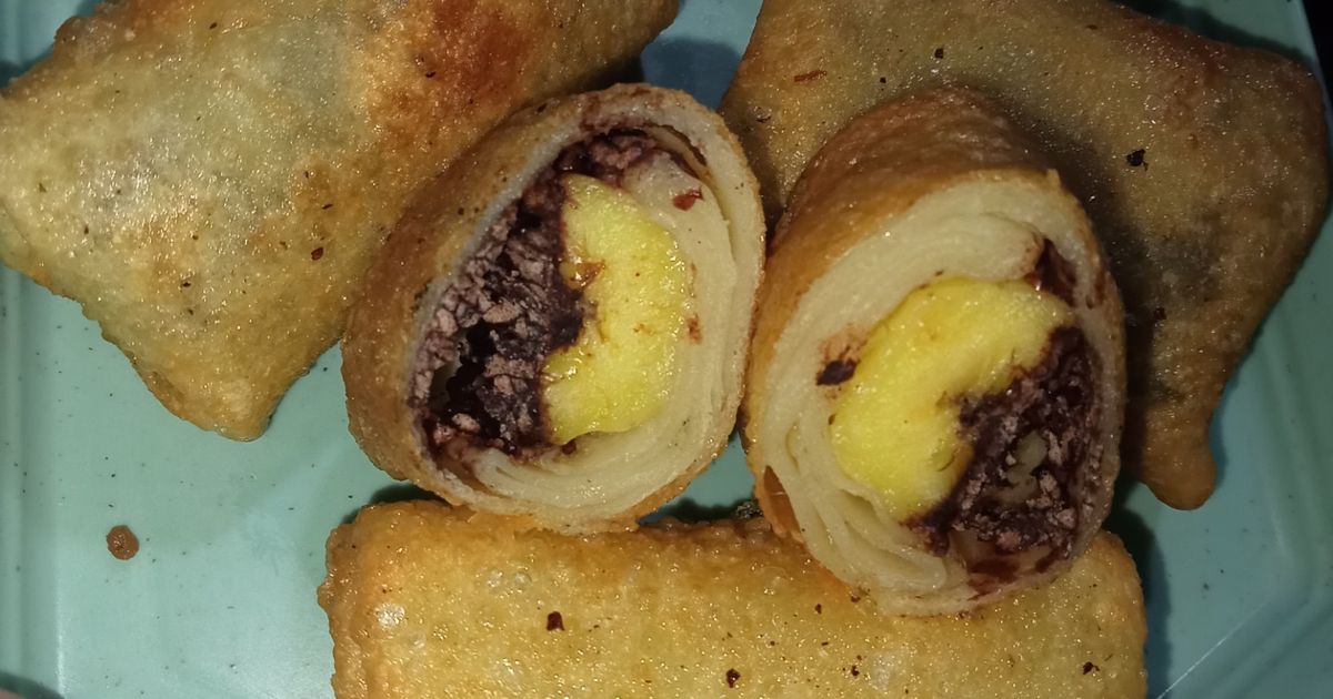 Risoles isi pisang cokelat