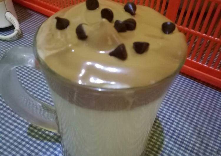Langkah Mudah untuk Menyiapkan Dalgona coffee Anti Gagal