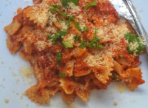 Foto resep Tuna Tomate Farfalle Pasta