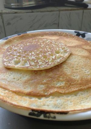 A picture of simple pancakes .
