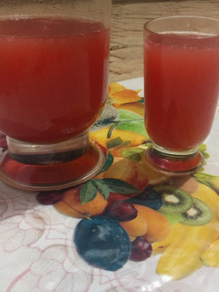 A picture of Watermelon juice.