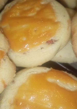 A picture of Naan khatai.