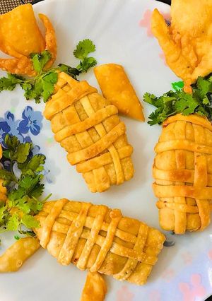 समोसा मेनिया (samosa mania recipe in Hindi) रेसिपी मुख्य फोटो