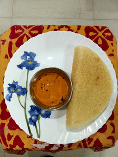 मऊ जाळीदार अप्पम आणि चटणी (Appam Chutney Recipe In Marathi) रेसिपी चे मुख्य फोटो 