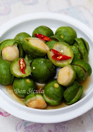 Hình của món Sấu Dầm Mắm Đường.