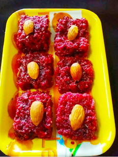 பீட்ரூட் பர்பி செய்முறை முக்கிய புகைப்படம்