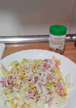 Una foto de Ensalada de pera low cost by Raquel
