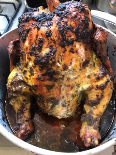 Una foto de Chicken can beer al horno