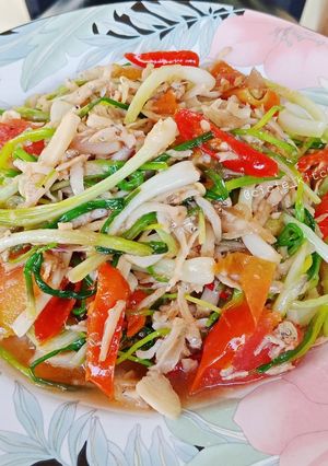 Foto resep Tumis Bawang Kucai Teri Asin
