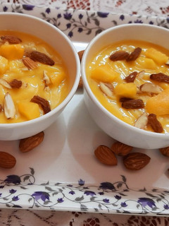 आम रस (aam ras recipe in Hindi) रेसिपी मुख्य फोटो