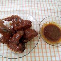 A picture of Ayam ala richeese.