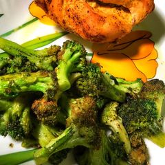 A picture of Steam, Fried Broccoli#themechallenge.