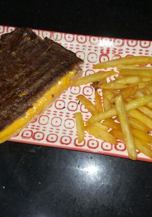 Una foto de Superhamburguesa rellena