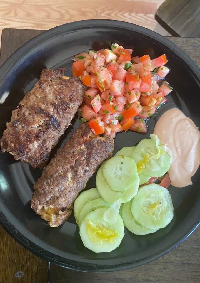 Una foto de Rollitos de carne molida rellenos