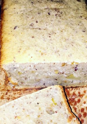 Una foto de Budín Húmedo de Peras y Miel