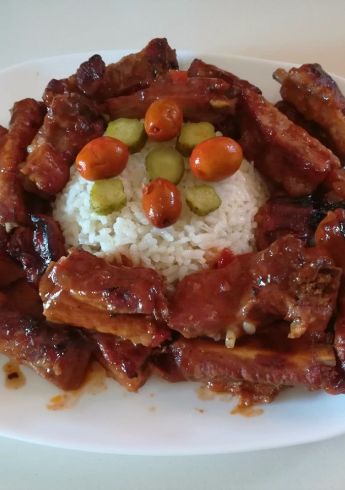 Una foto de Costilla de cerdo con salsa barbacoa