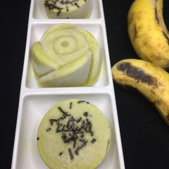 A picture of Avocado and banana ice cream.