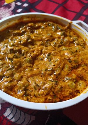 मेथी मटर मलाई (Methi matar malai recipe in Hindi) रेसिपी मुख्य फोटो