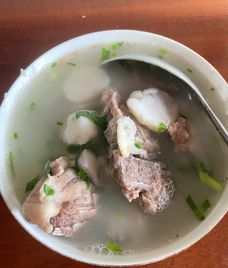 canh xuong khoai sọ