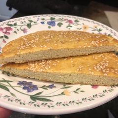 A picture of Sesame bread.