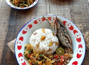 Foto resep Nasi Sela Sambal Bongkot dan Urap Bumbu Genep