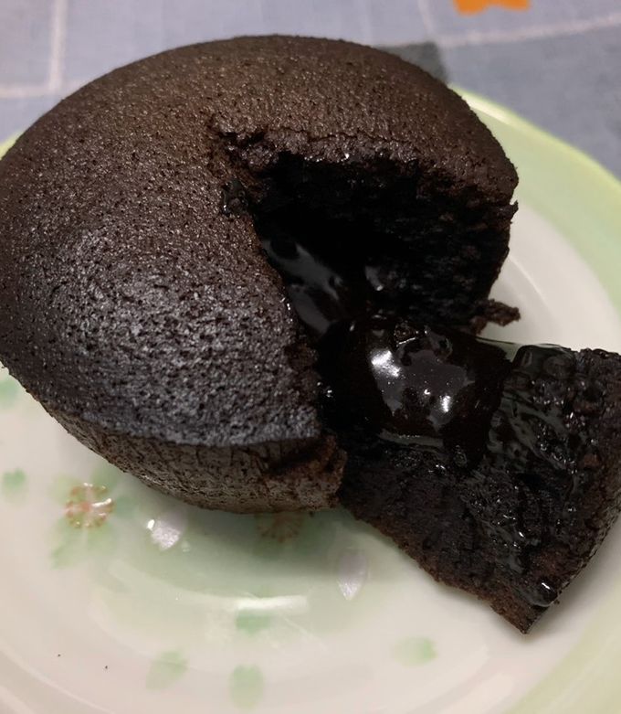 氣炸鍋♥熔岩巧克力蛋糕 的食譜成品照片