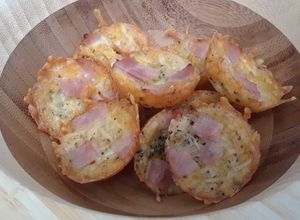 Una foto de Mini canastitas de queso🧀