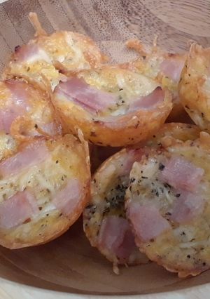 Una foto de Mini canastitas de queso🧀
