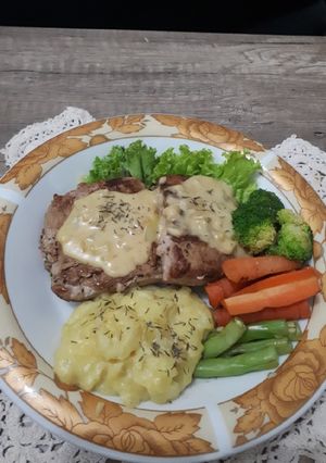 Foto resep Tuna Steak with Creamy Cheese Sauce + Mashed Potato