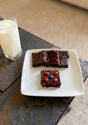 A picture of Fudge Brownies.