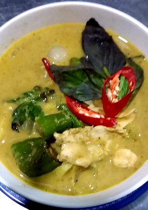 รูปของ แกงเขียวหวานไก่ผ้กรวม