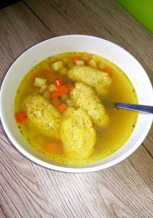 Sajtgombóc leves recept fotója