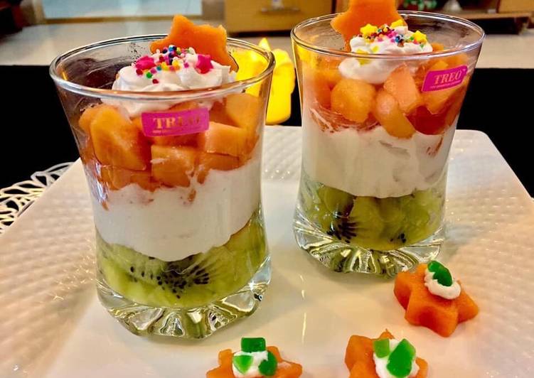 Recipe of Delicious Tricolour fruits trifle