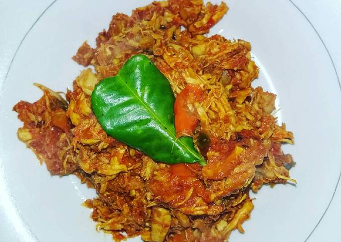 Langkah Mudah untuk Membuat Ayam Suwir Bumbu Bali, Enak