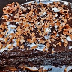 A picture of Oreo Bisicuts Bread Cake.