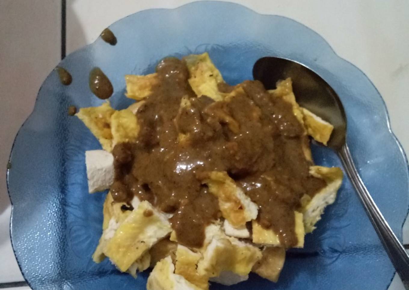 Tahu tek Seadanya