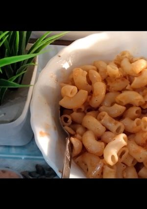 चीजी मेयोनीज मसाला मैकरॉनी (cheesy mayonnaise masala macaroni recipe in Hindi) रेसिपी मुख्य फोटो