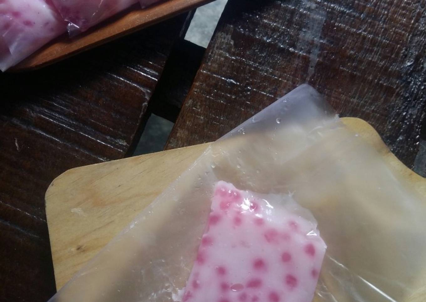 Kue Cantik Manis Hunkuew