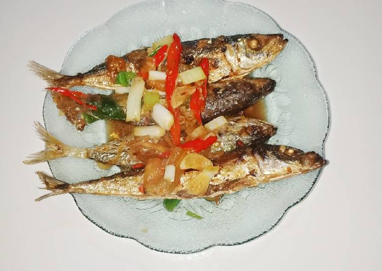 Resep Tumis ikan layang Jadi, Enak