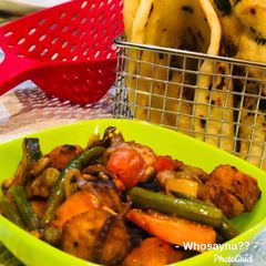 A picture of Whosayna’s Chicken and Veggies Casserole.